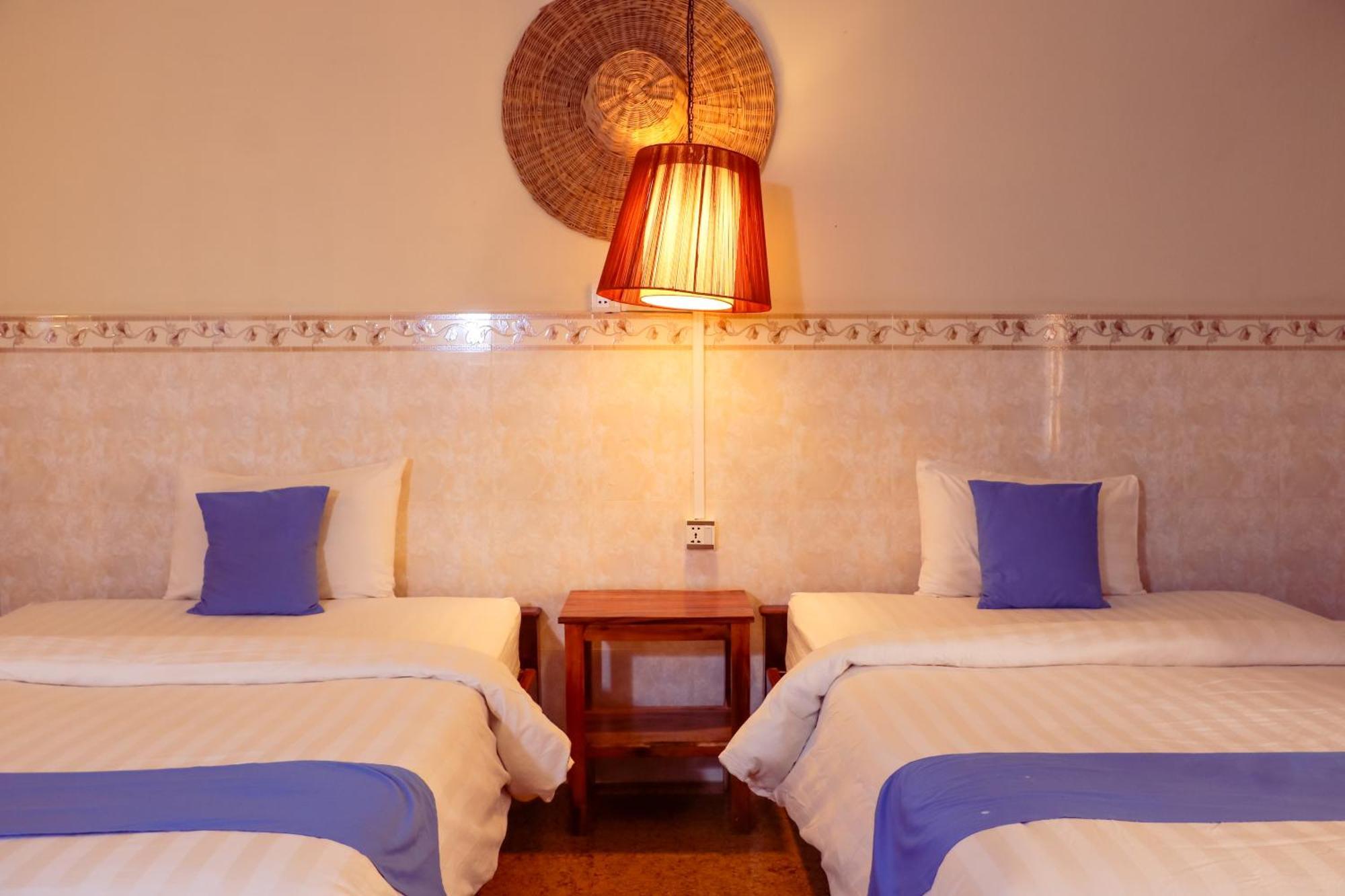 Le Tonle Hotel Кратие Екстериор снимка